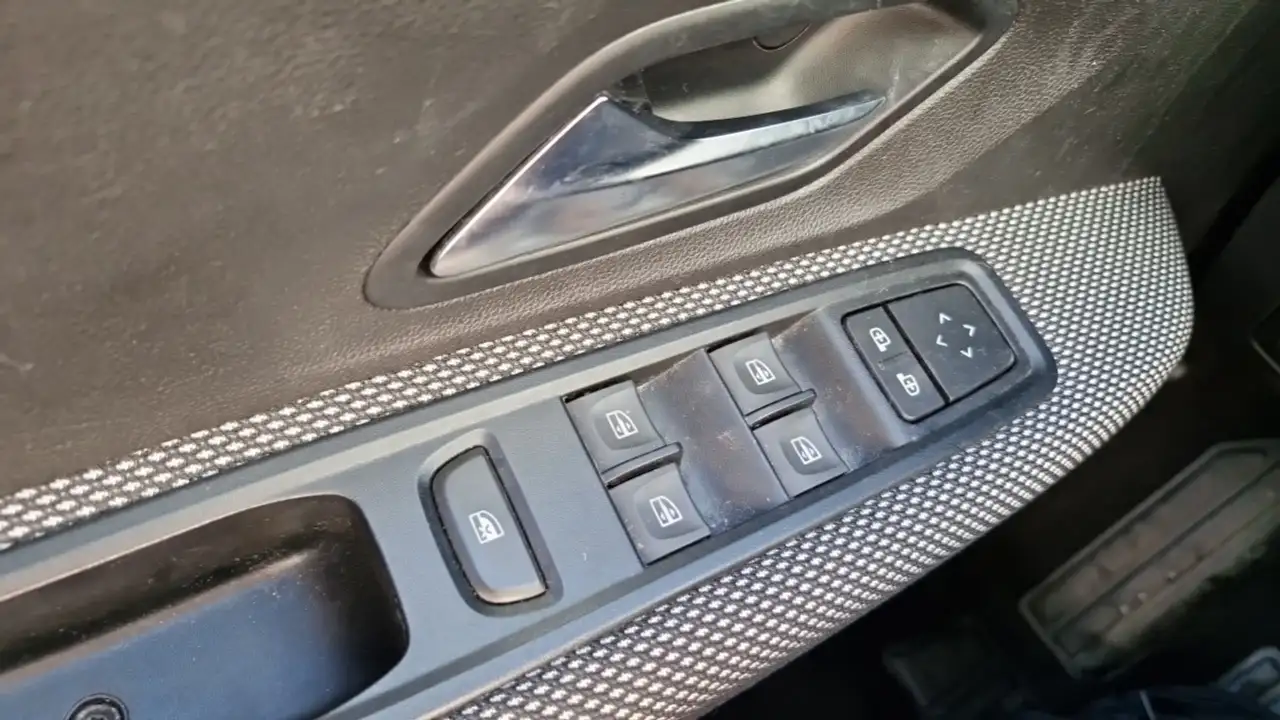 Dacia Sandero Sandero — photo 23