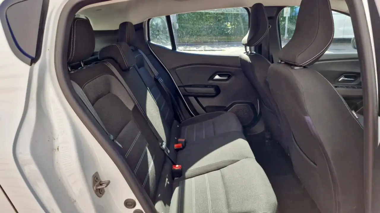 Dacia Sandero Sandero — photo 11
