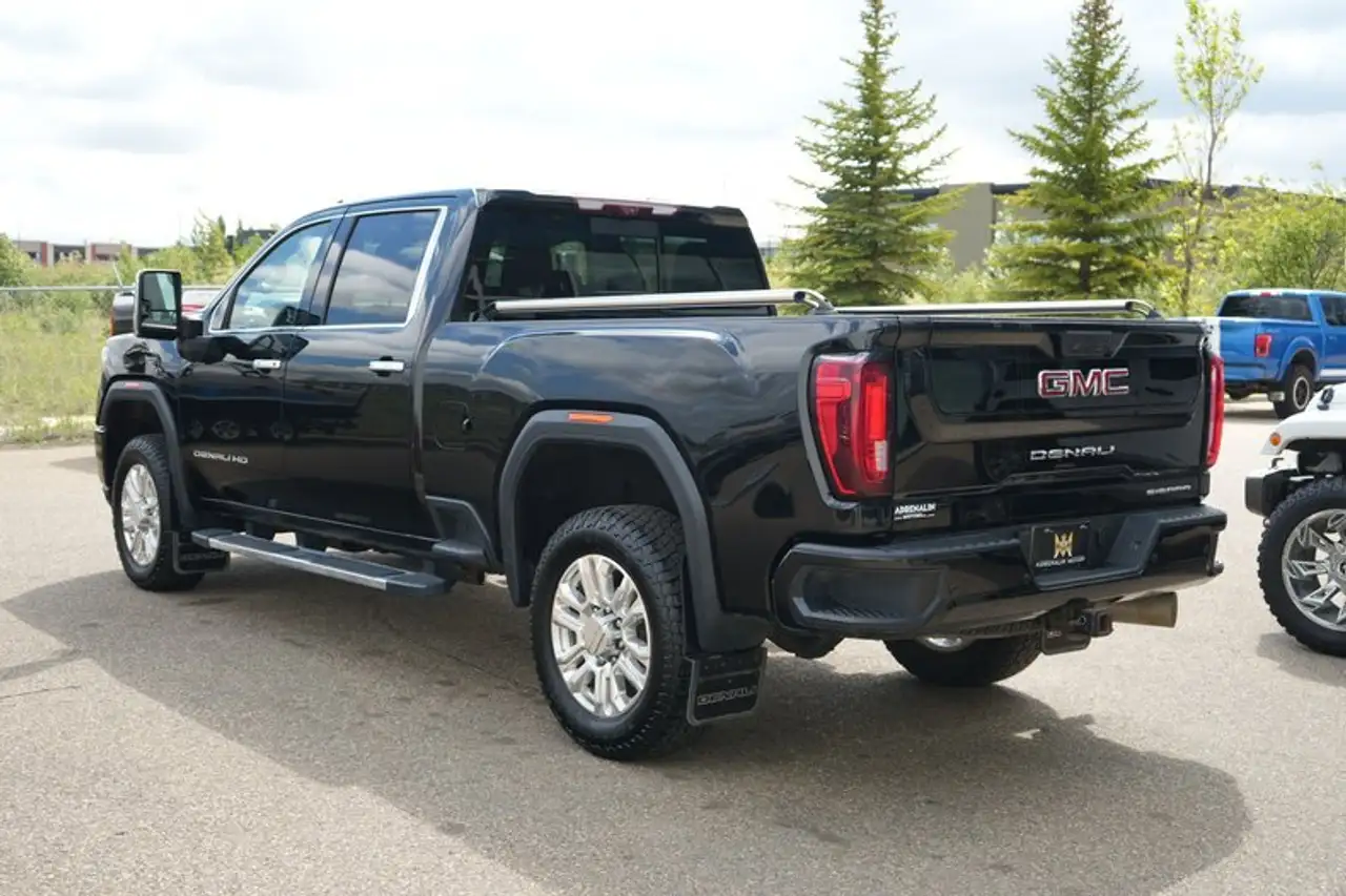 GMC Sierra 3500HD снимка GMC Sierra 3500HD