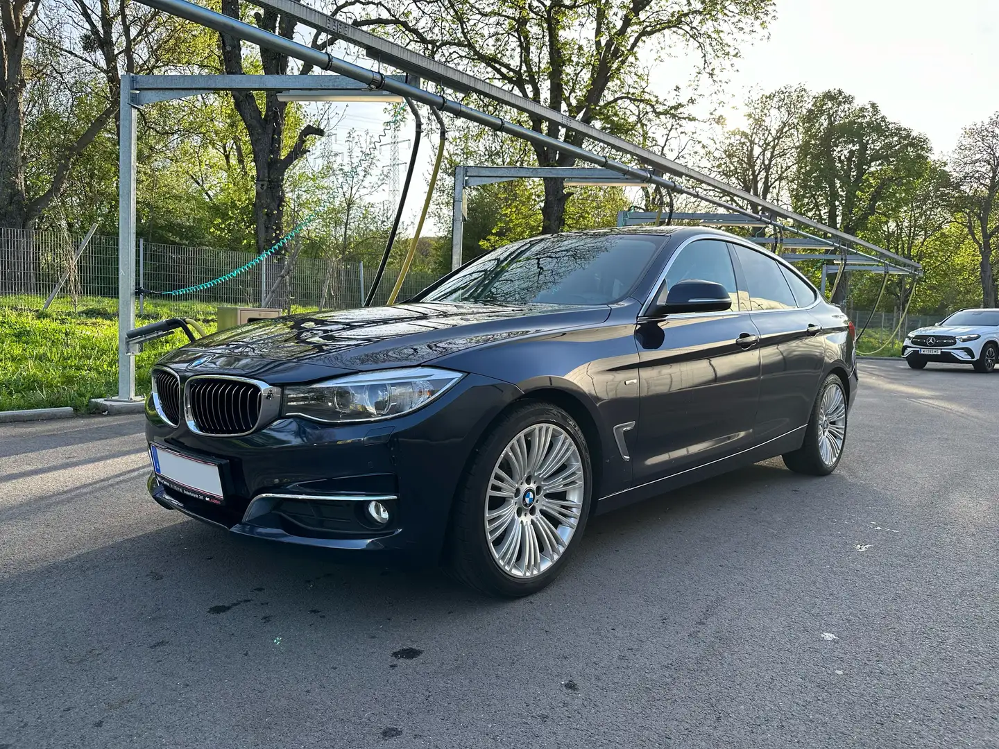 BMW 320 320d Gran Turismo Luxury - 1
