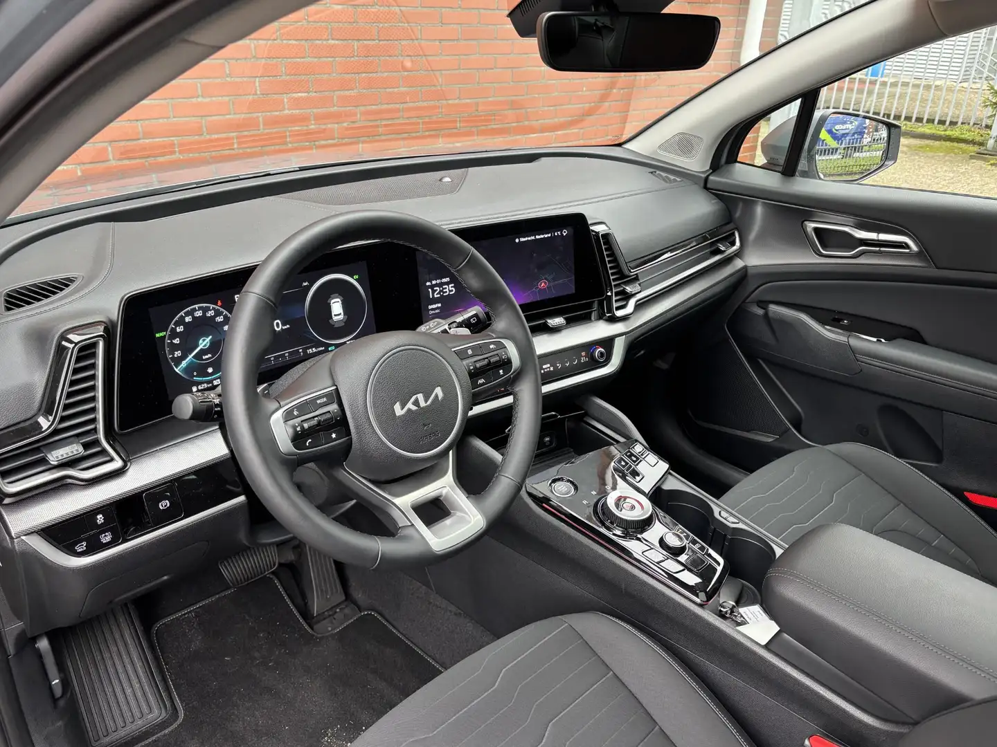 Kia Sportage 1.6 T-GDi Hybrid DynamicPlusLine | Panorama schuif Gris - 2