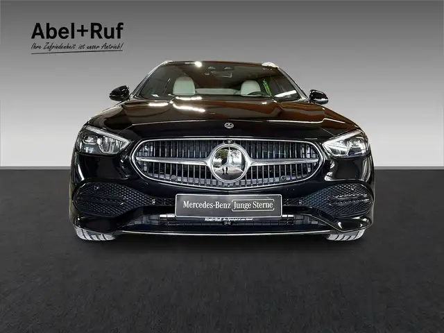 Mercedes-Benz 300 view 2