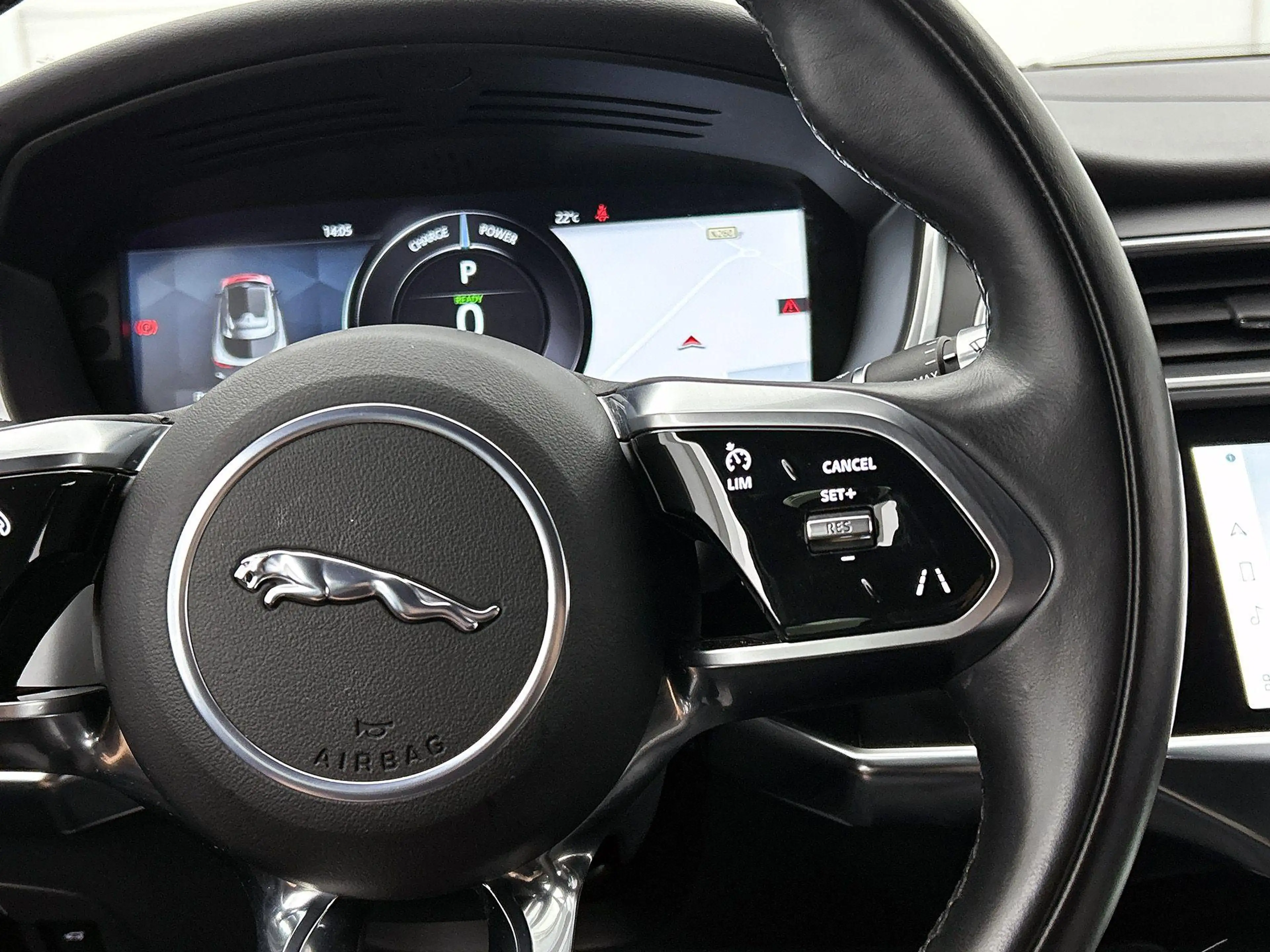 Jaguar I-Pace EV320 S Business Pack 90 kWh — photo 6