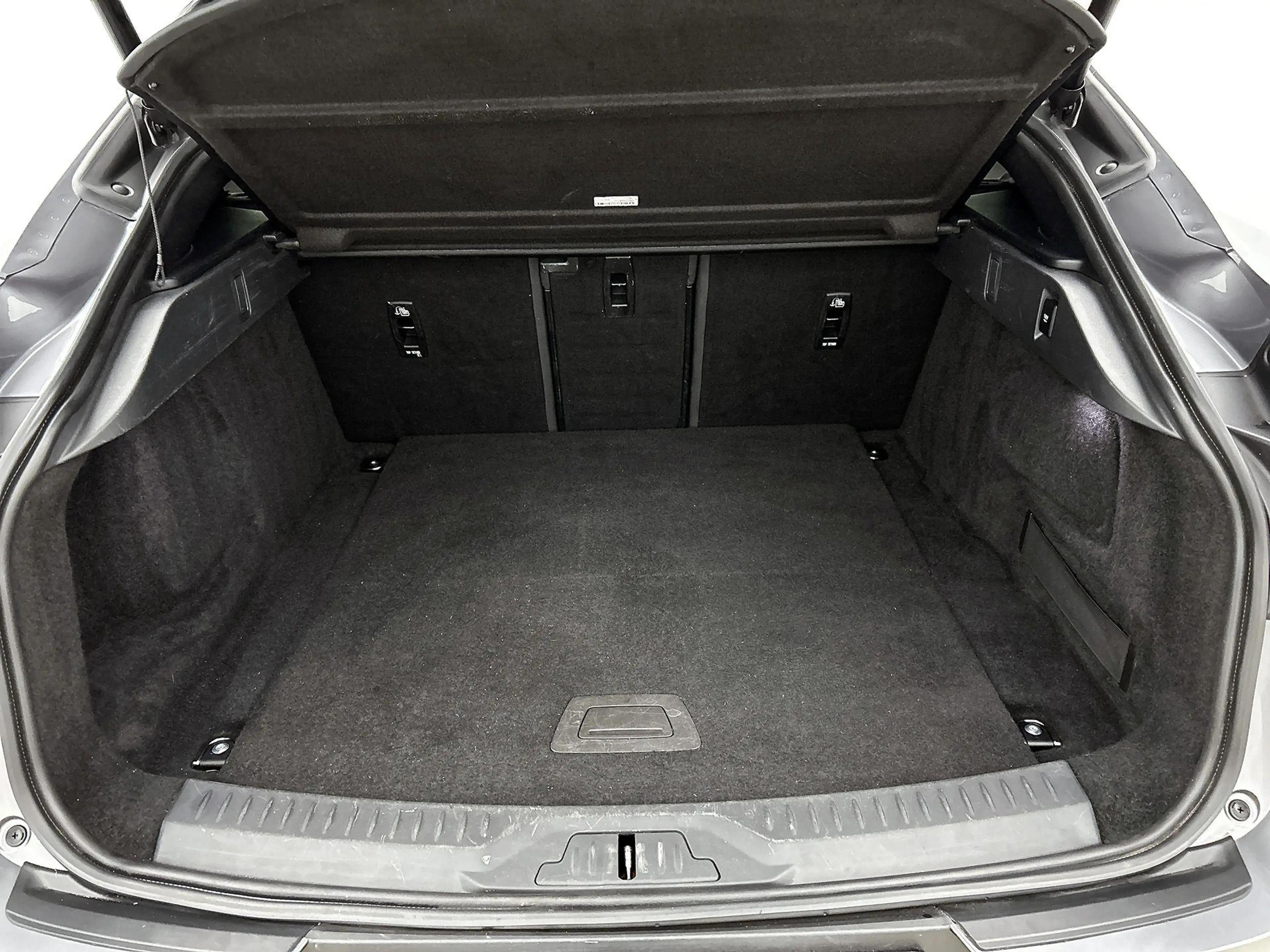 Jaguar I-Pace EV320 S Business Pack 90 kWh — photo 15