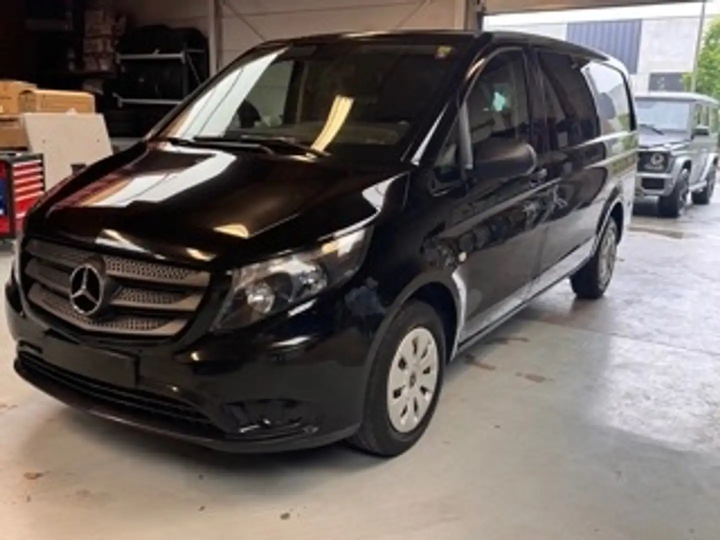 Mercedes-Benz Vito Vito 114 CDI Extralang HA Aut. Zwart - 1