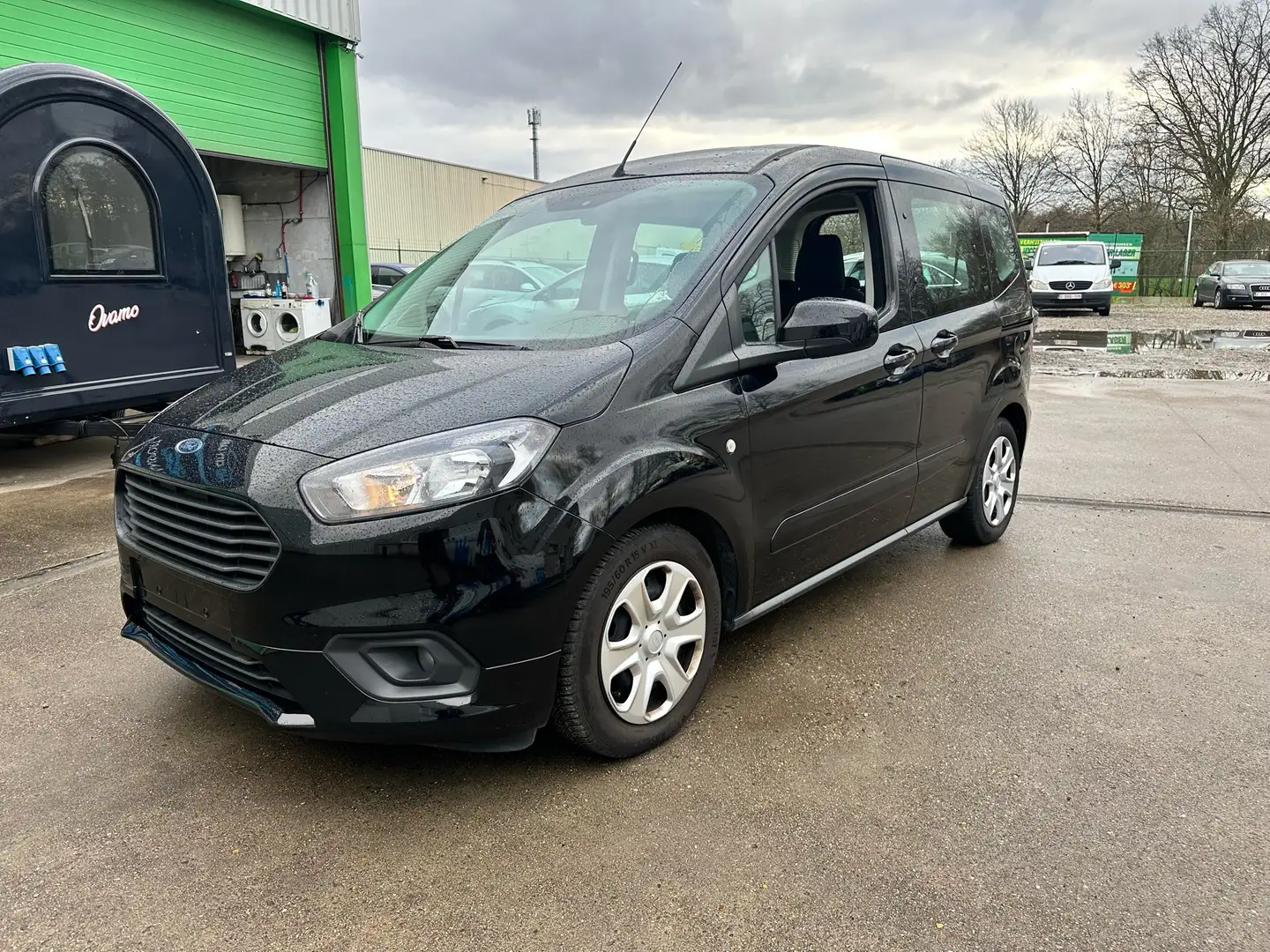 Ford Transit Courier S&S Basis Nero - 1