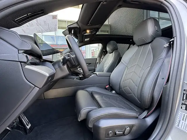 BMW 520 i Touring M-Paket PRO Aut. / Iconic Glow / Pano... Ansicht 28