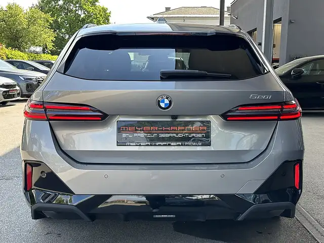 BMW 520 i Touring M-Paket PRO Aut. / Iconic Glow / Pano... Ansicht 9