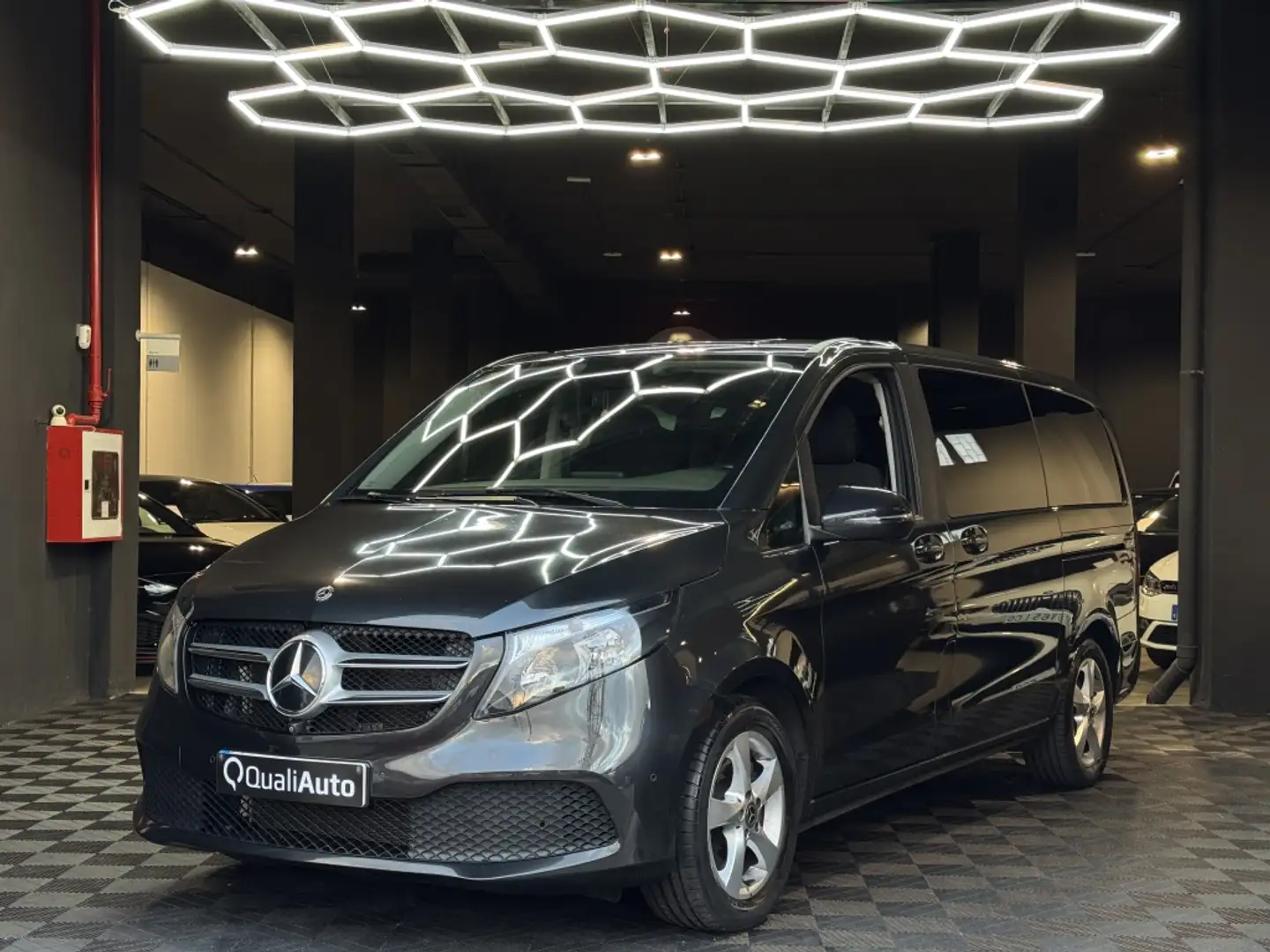 Mercedes-Benz V 220 220d Largo Avantgarde Gri - 1