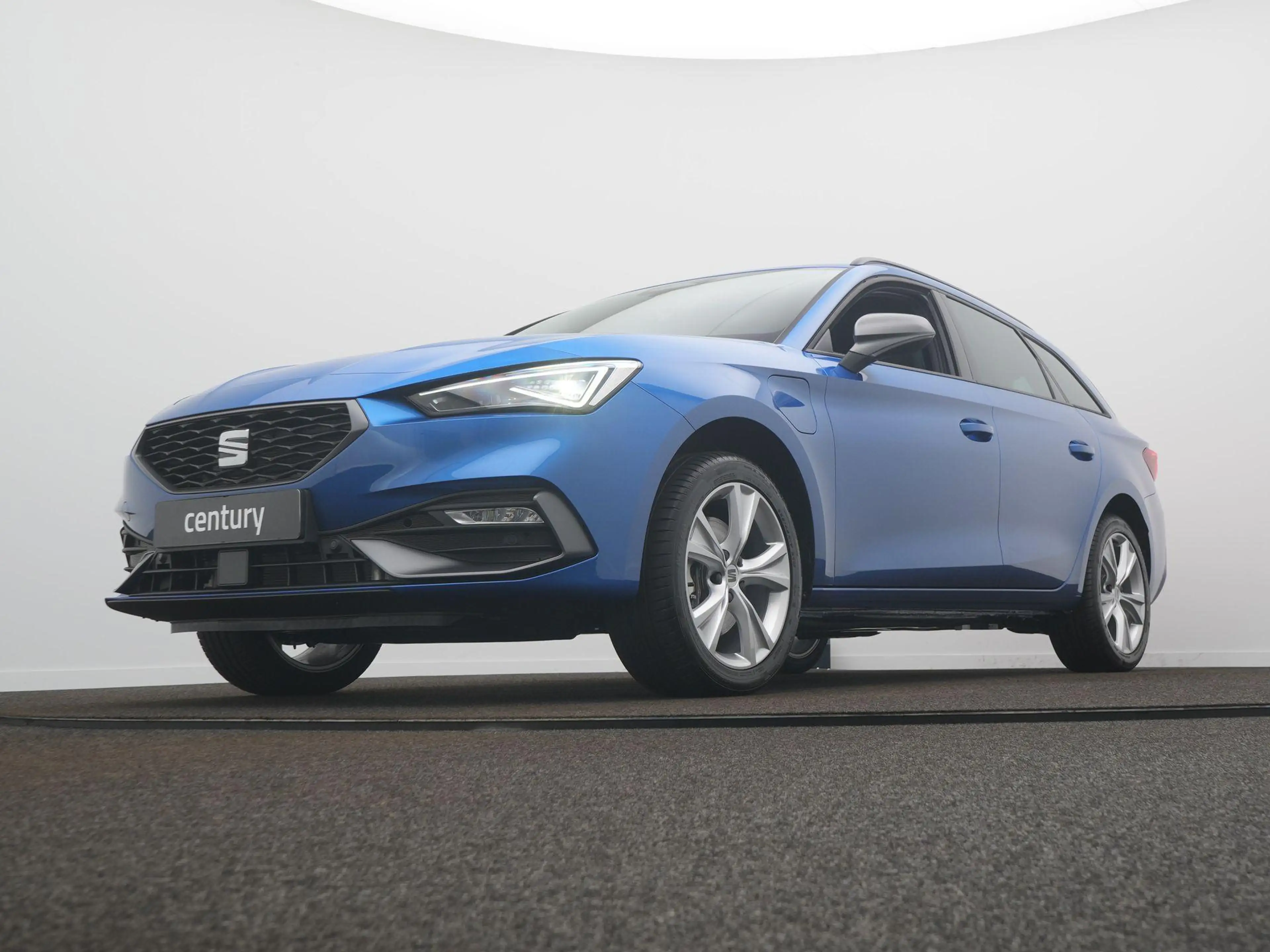SEAT Leon e-Hybrid Sportstourer FR Business 1.5 TSI eHybrid 150 kW / — photo 9