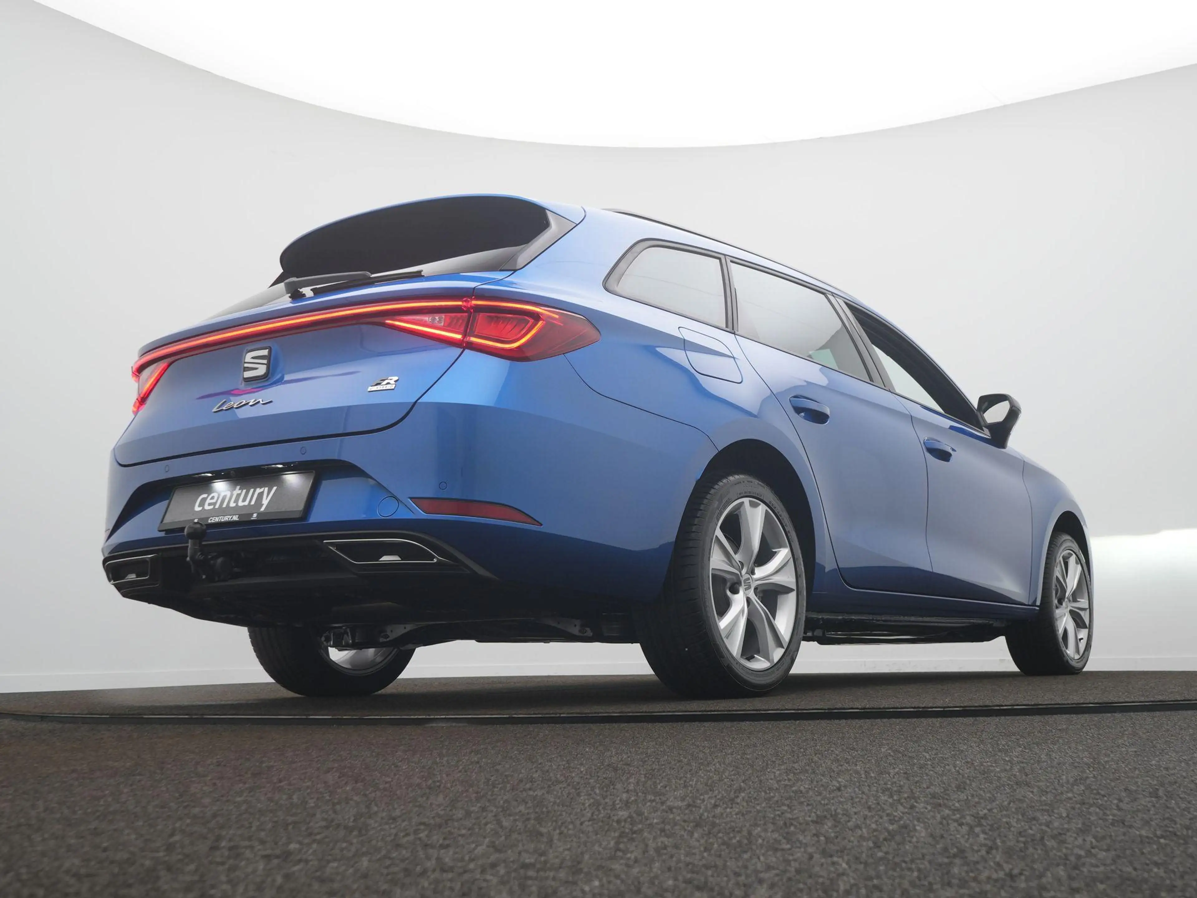 SEAT Leon e-Hybrid Sportstourer FR Business 1.5 TSI eHybrid 150 kW / — photo 10