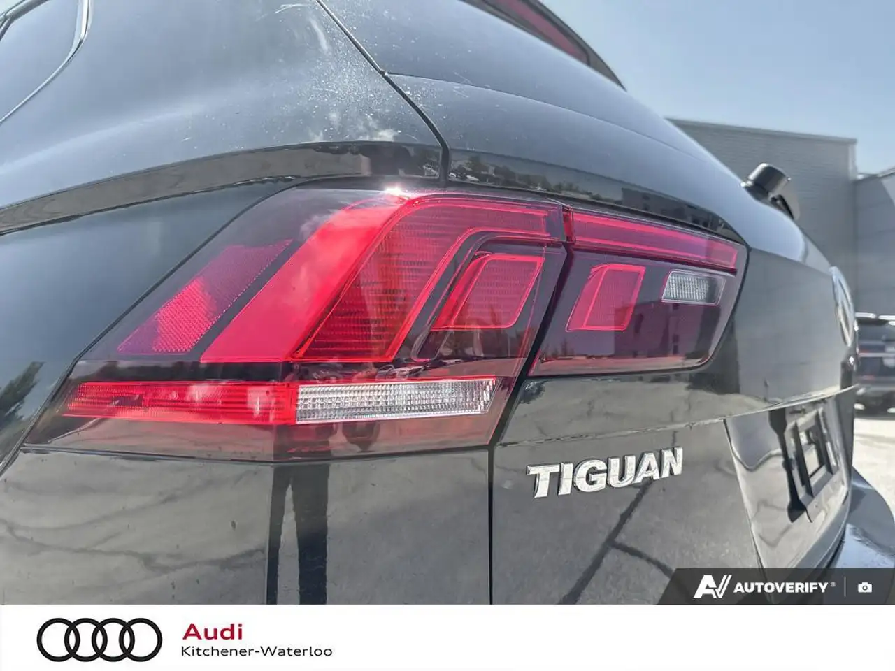 Volkswagen Tiguan снимка Volkswagen Tiguan