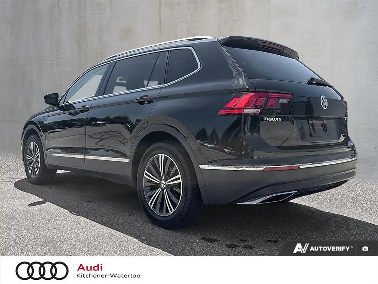 Volkswagen Tiguan снимка Volkswagen Tiguan