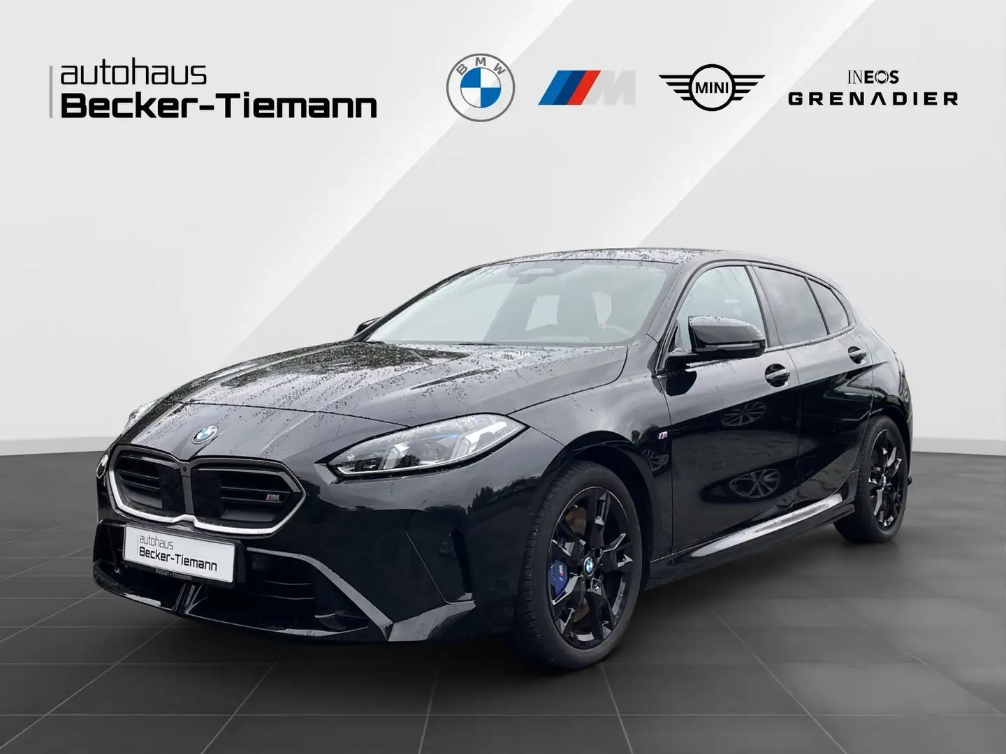 BMW M135 xDrive DrivAss Prof./ ParkAss+/ HUD/ Adapt. L Schwarz - 1