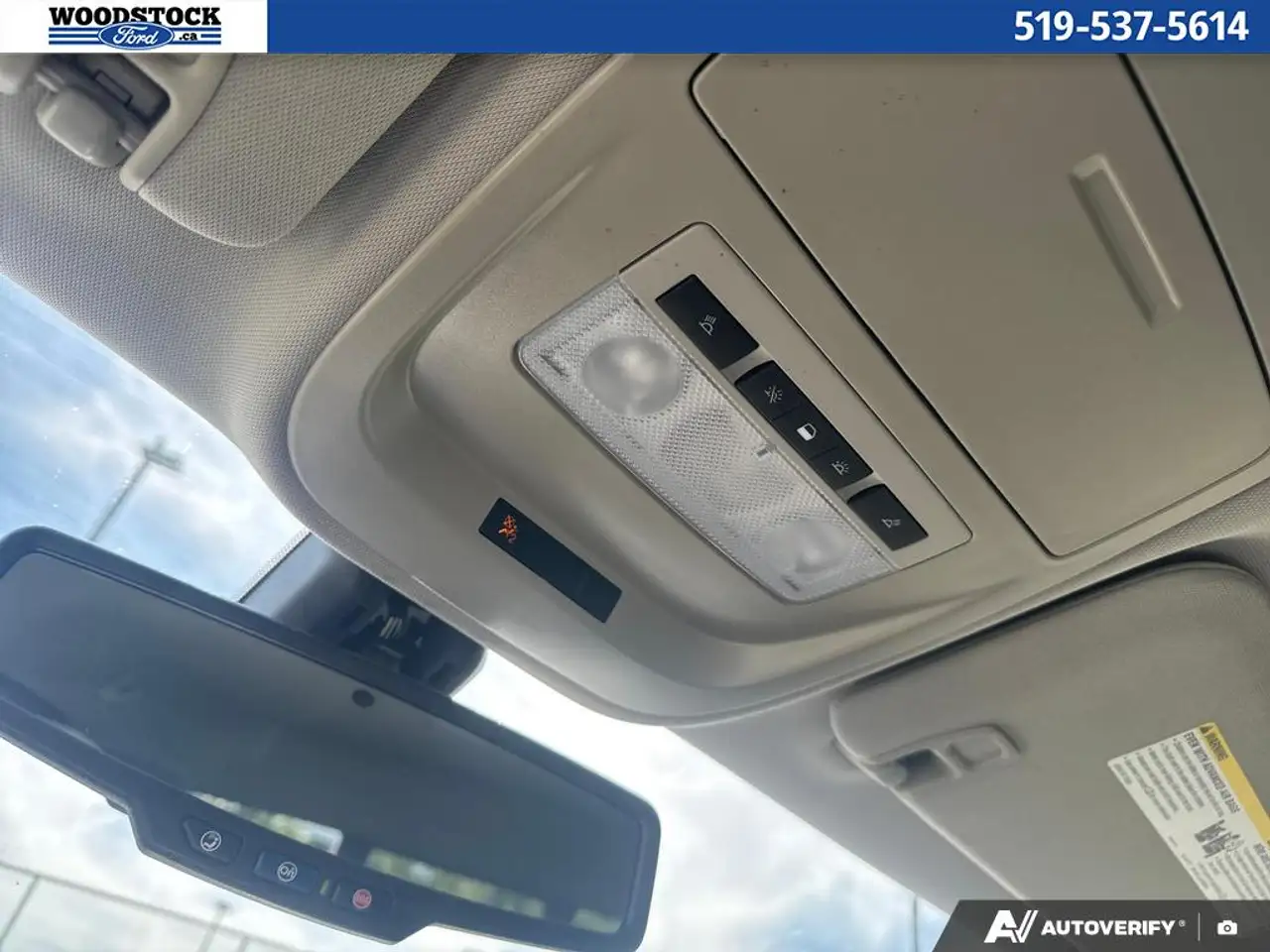 GMC Canyon photo GMC Canyon