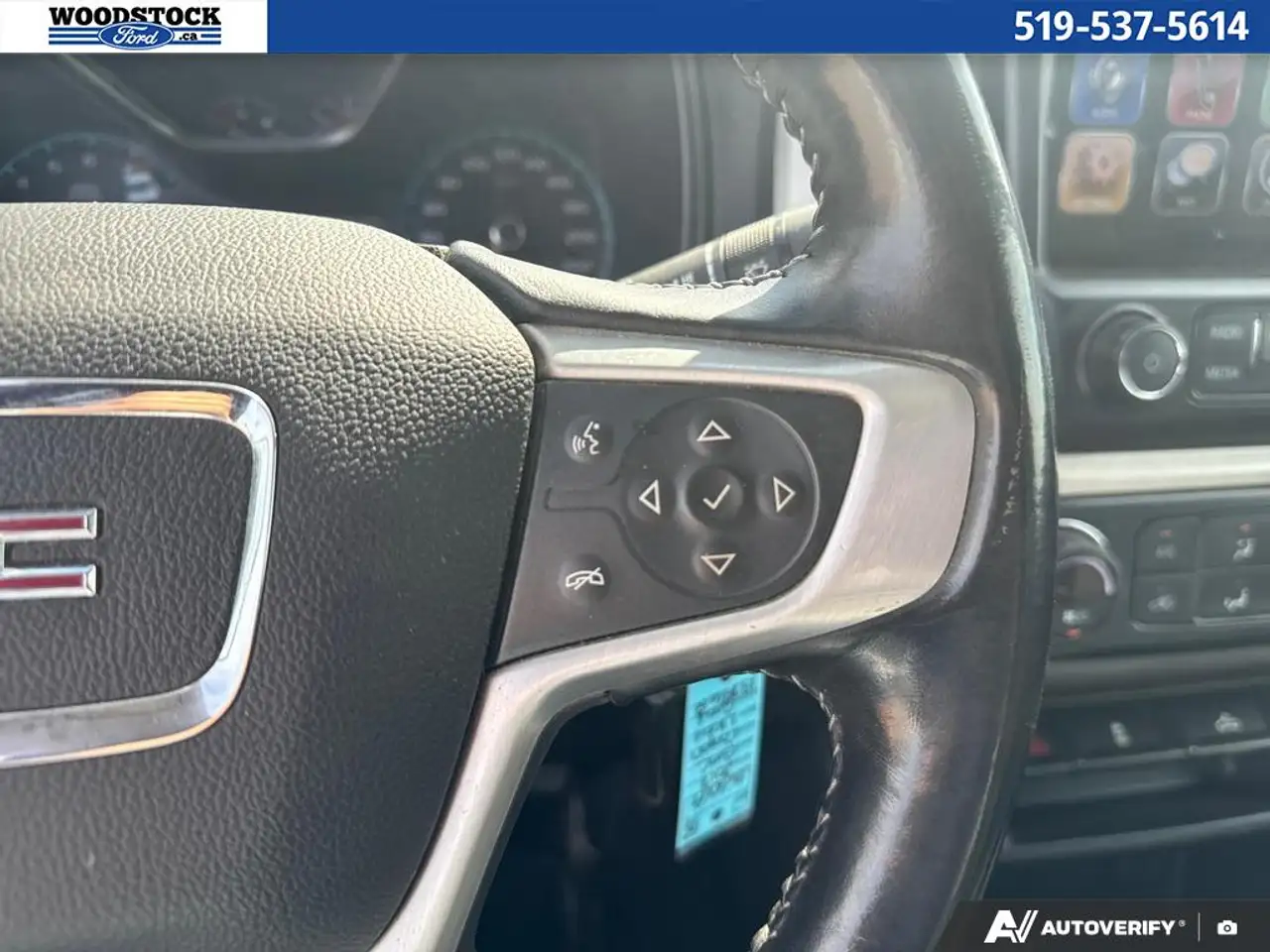 GMC Canyon photo GMC Canyon