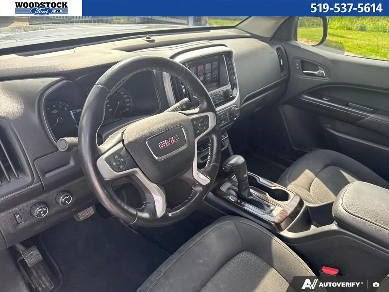 GMC Canyon photo GMC Canyon