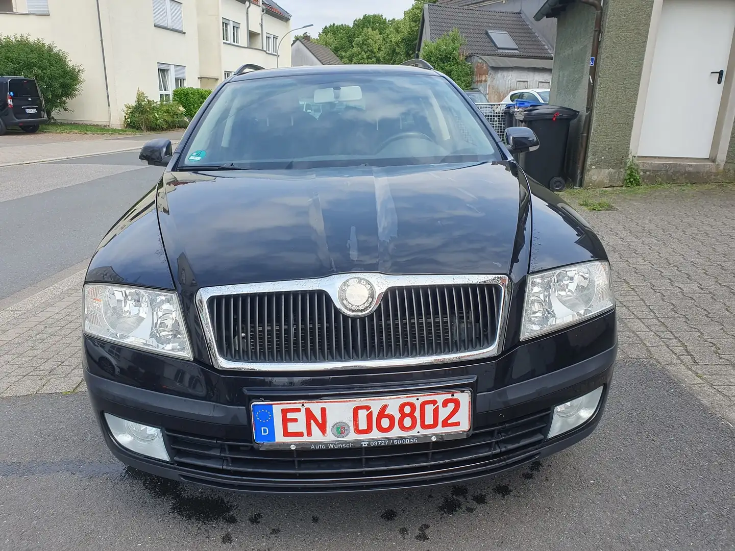 Skoda Octavia Combi 1.8 TSI Ambiente Nero - 2