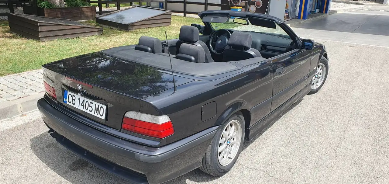 BMW 320i Sport Edition, foto 3
