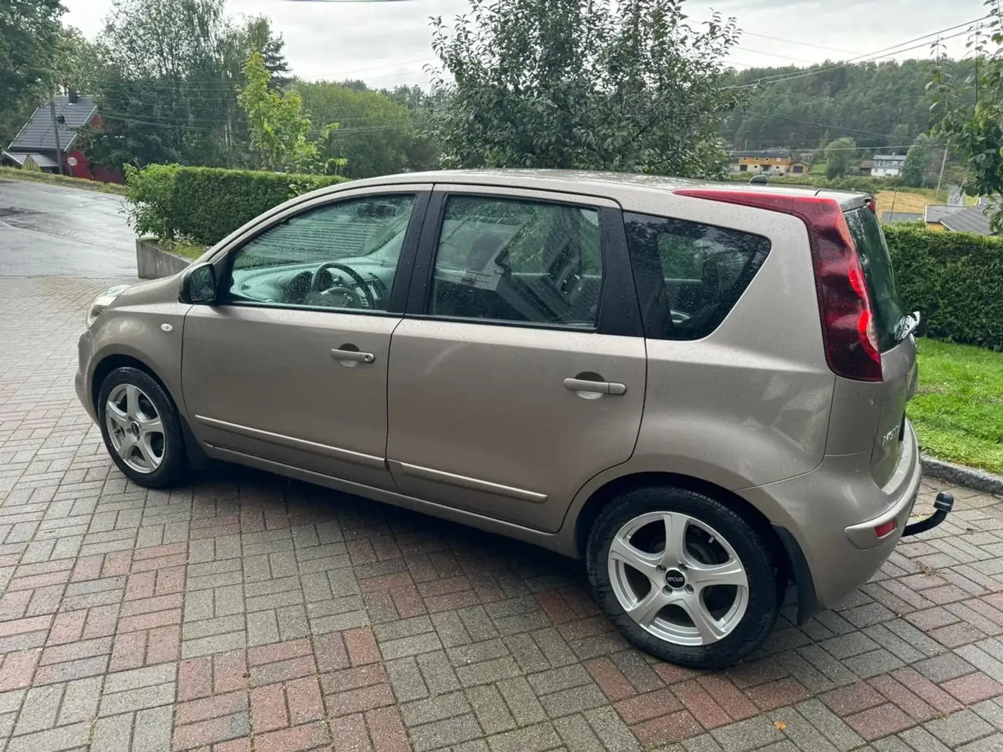 Nissan Note Note 1.5 dCi Visia DPF Beige - 1
