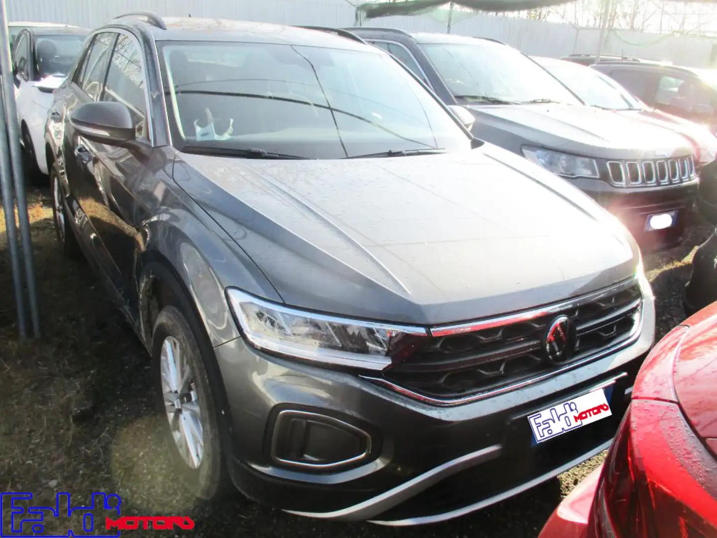 Volkswagen T-Roc 1.5 TSI ACT DSG Life Grigio - 1