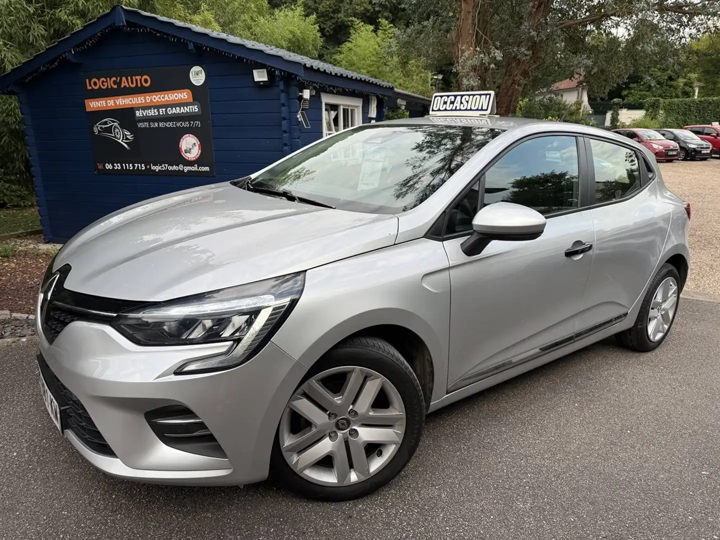 Renault Clio 1.0 TCe 100ch Business - 20 - 1