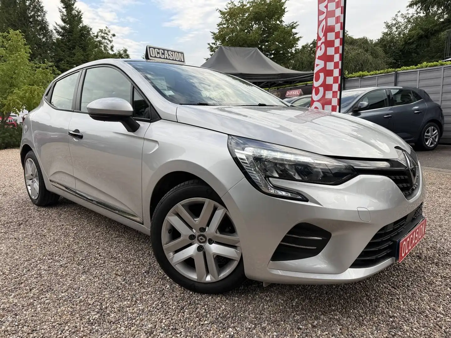 Renault Clio 1.0 TCe 100ch Business - 20 - 2