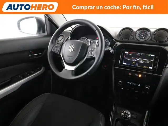 Suzuki Vitara view 14