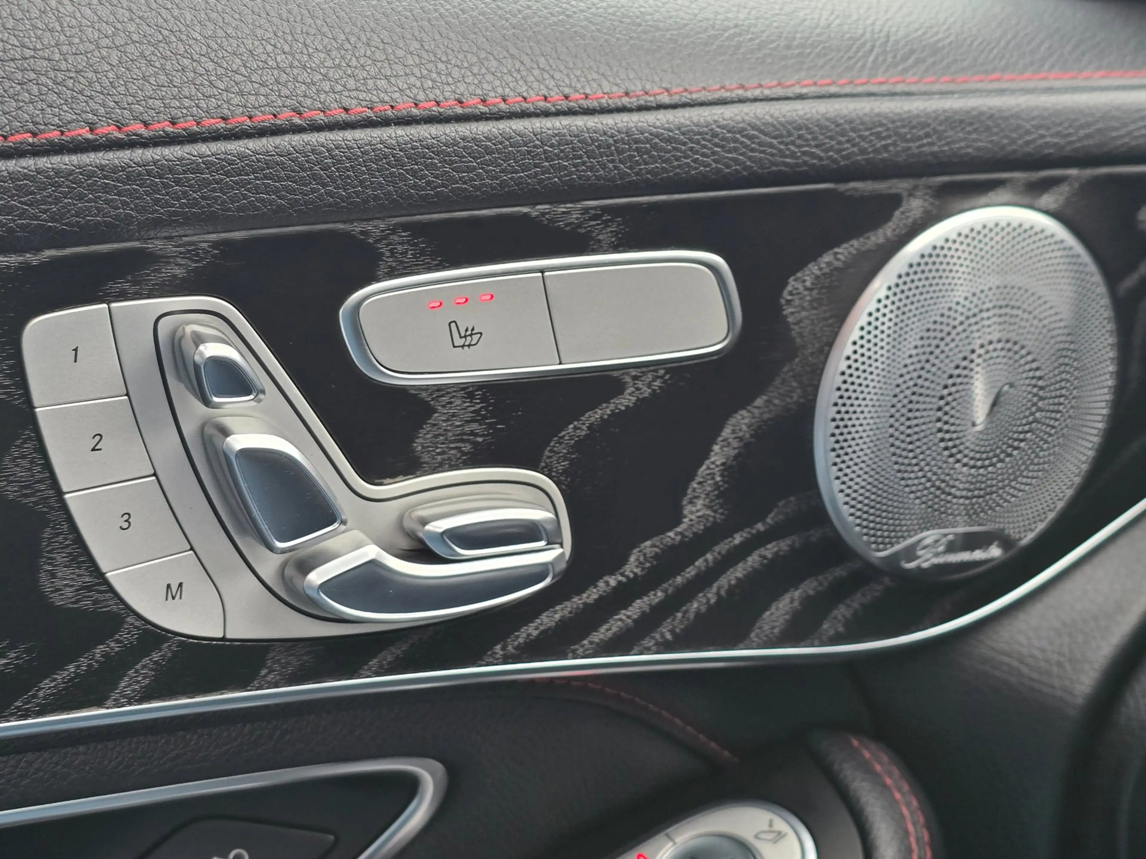 Mercedes-Benz GLC 43 AMG 4MATIC / Memory / Burmester / Head Up / Leder / 36 — photo 8