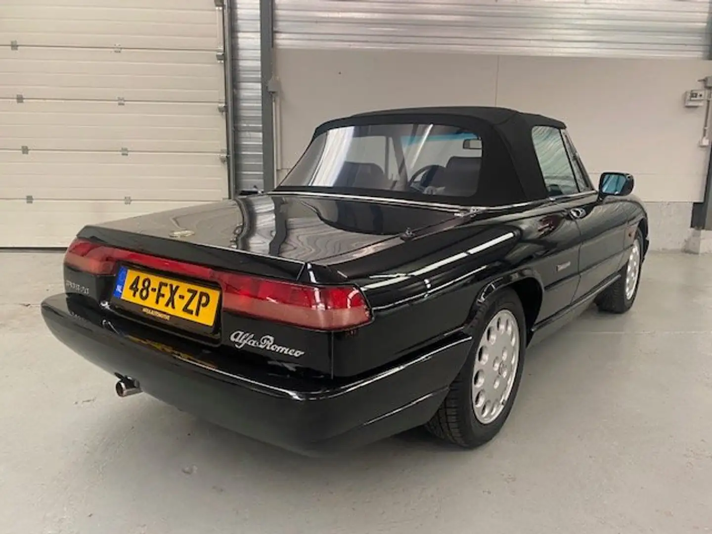 Alfa Romeo Spider 2.0 Negru - 2