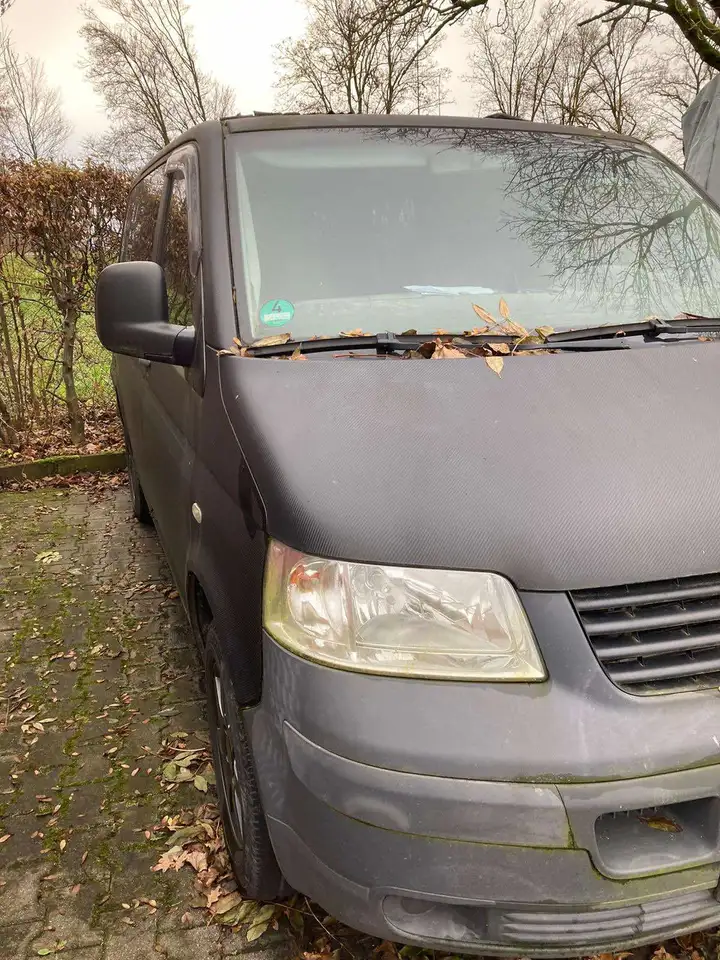 Volkswagen T5 Shuttle