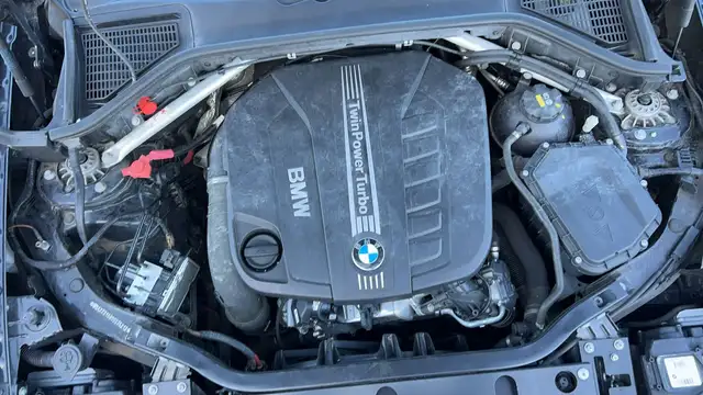 BMW X4 view 15