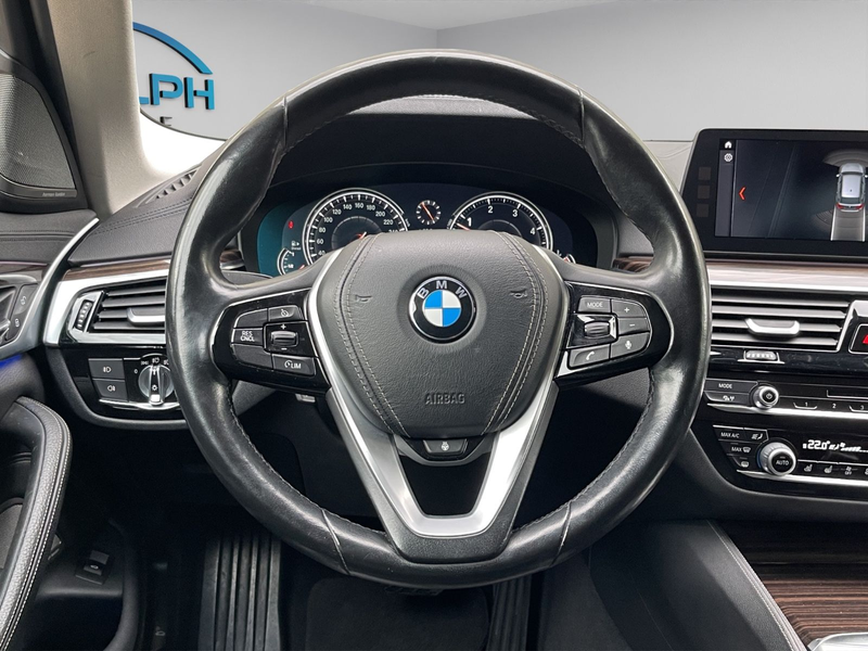 BMW 530 d LUXURY LEDER HEAD-UP SCHECKHEFT GARANTIE — photo 10