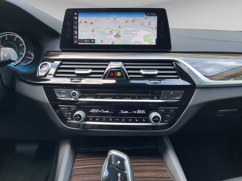 BMW 530 d LUXURY LEDER HEAD-UP SCHECKHEFT GARANTIE — photo 12