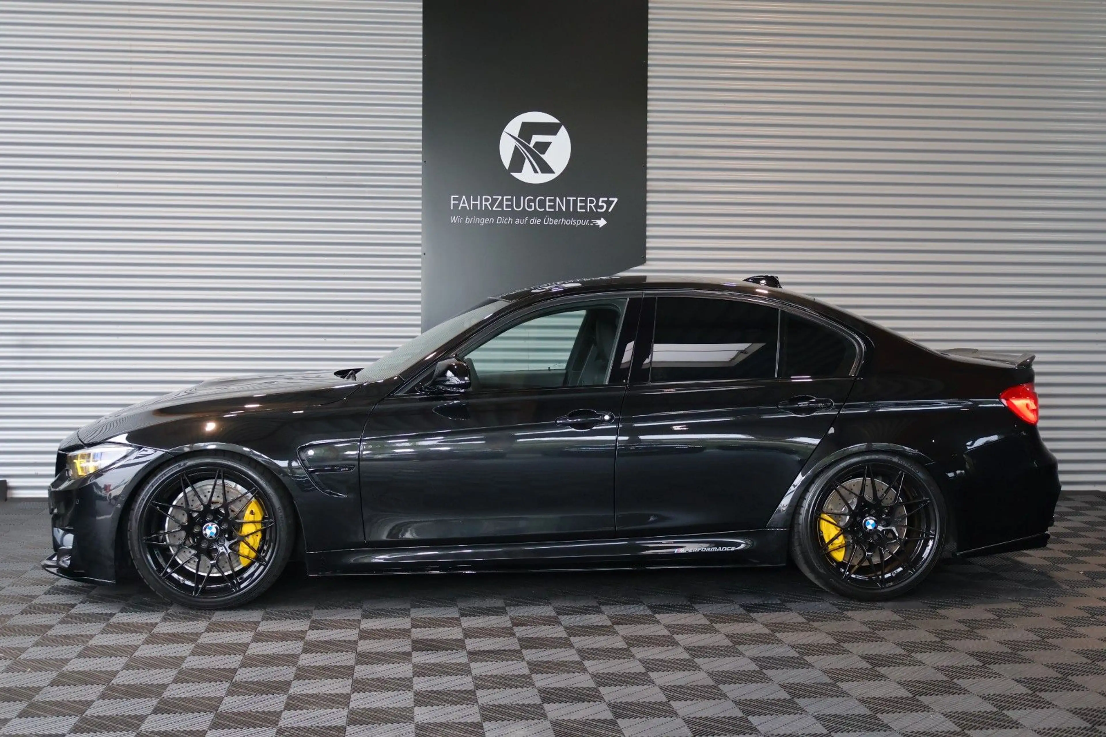 BMW M3 F80 COMPETITION HUD/H&K/360°/DKG/CARPLAY/LCI — photo 2