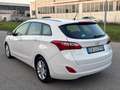 Hyundai i30 blue Kombi 1.6 CRDi Style - thumbnail 3