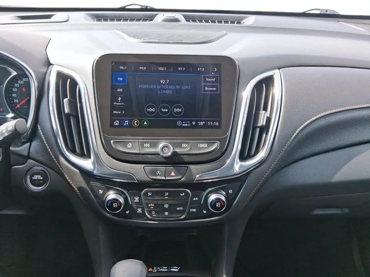 Chevrolet Equinox снимка Chevrolet Equinox