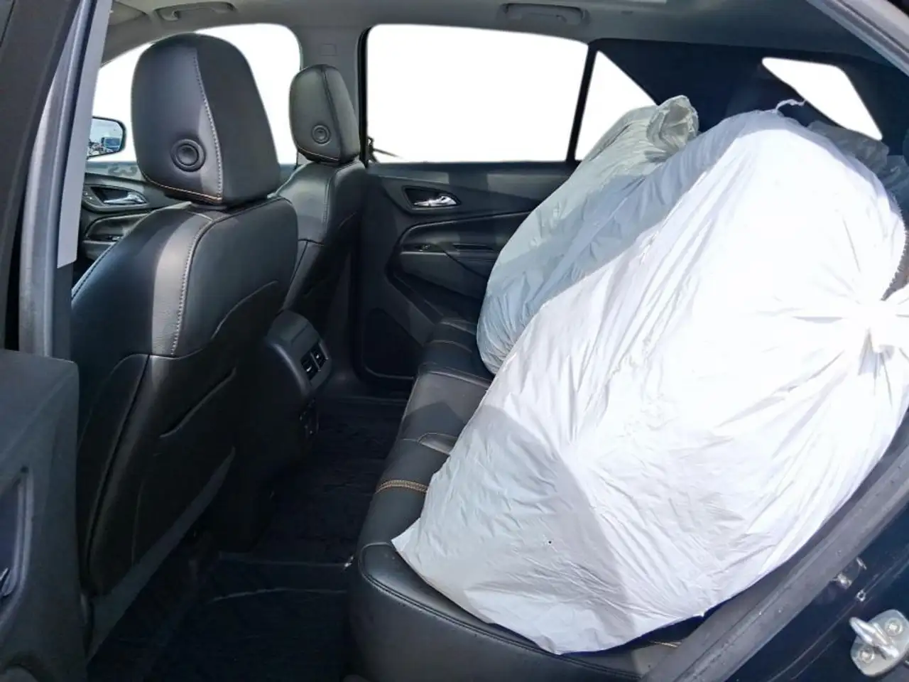 Chevrolet Equinox снимка Chevrolet Equinox