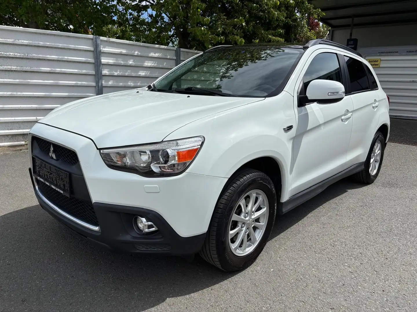Mitsubishi ASX 1,8 DI-D Instyle --- Neues Pickerl --- Weiß - 1
