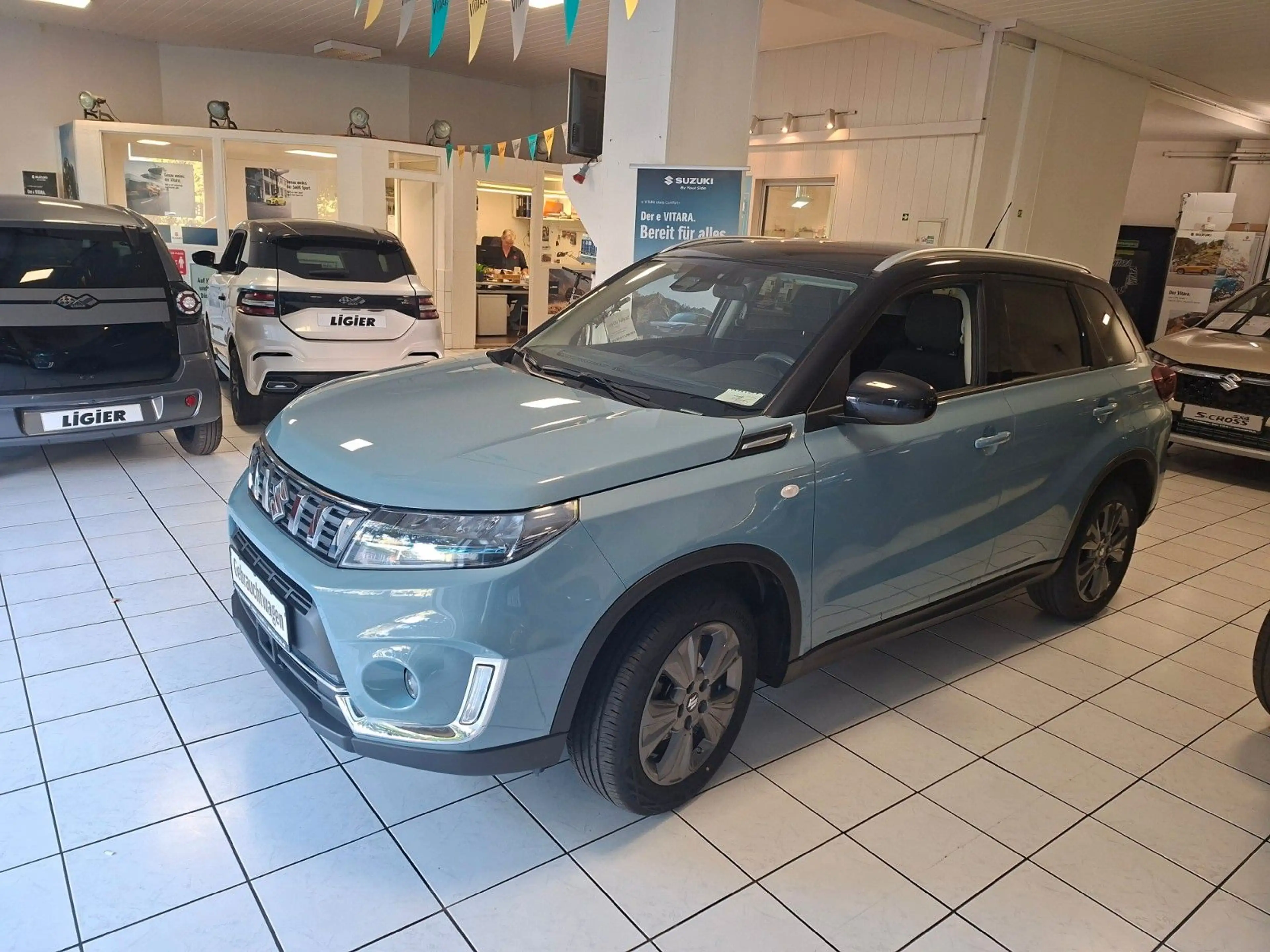 Suzuki Vitara 1.4 BOOSTERJET Hybrid Comfort — photo 2