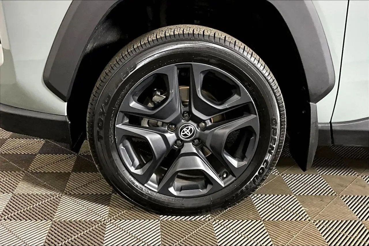 Toyota RAV 4 photo Toyota RAV 4