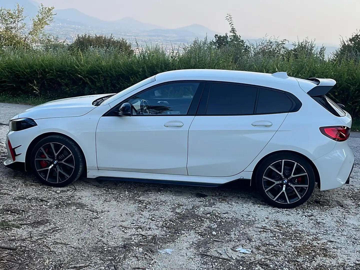 BMW 128 Serie 1 F40 128ti spoiler m performance Biały - 1