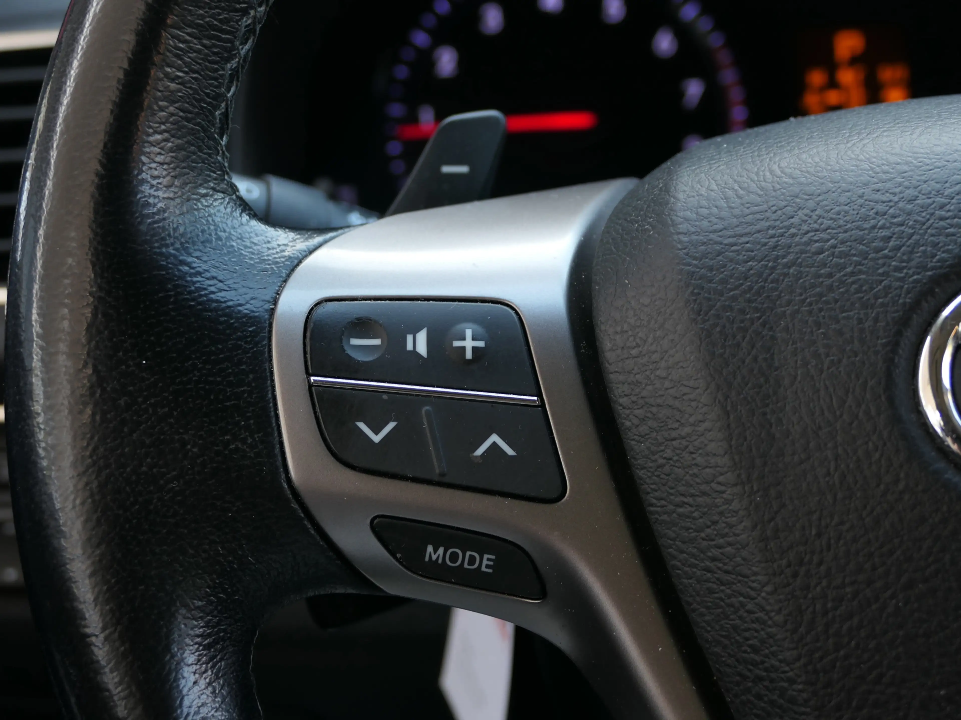 Toyota Avensis 1.8 VVTi Automaat Dynamic Business Navigatie | Sto — photo 12