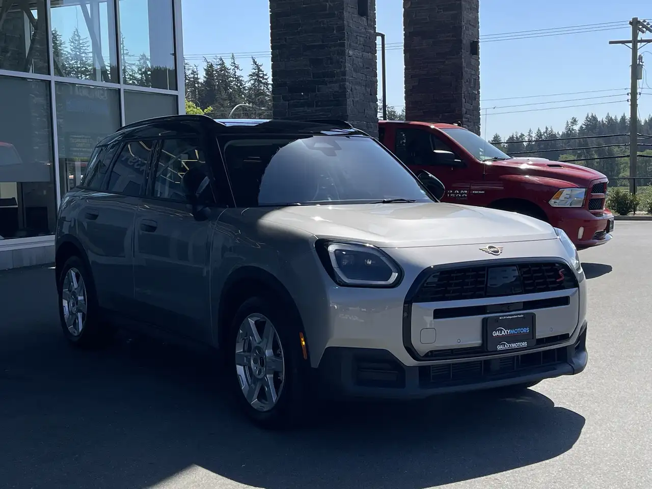 MINI Countryman снимка MINI Countryman