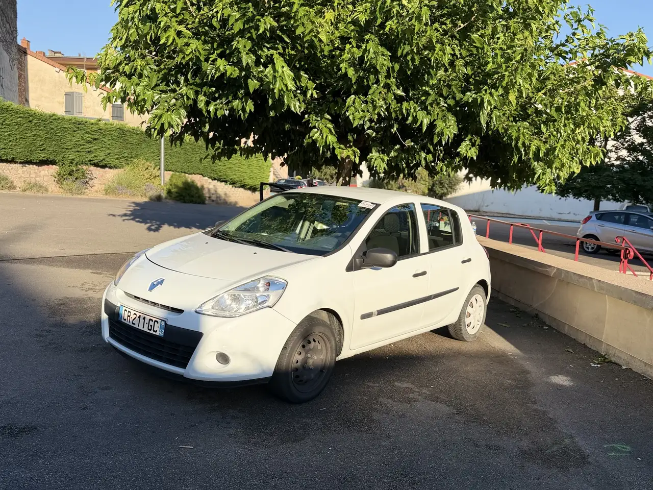 Renault Clio IV 1.2 16V 75 Authentique