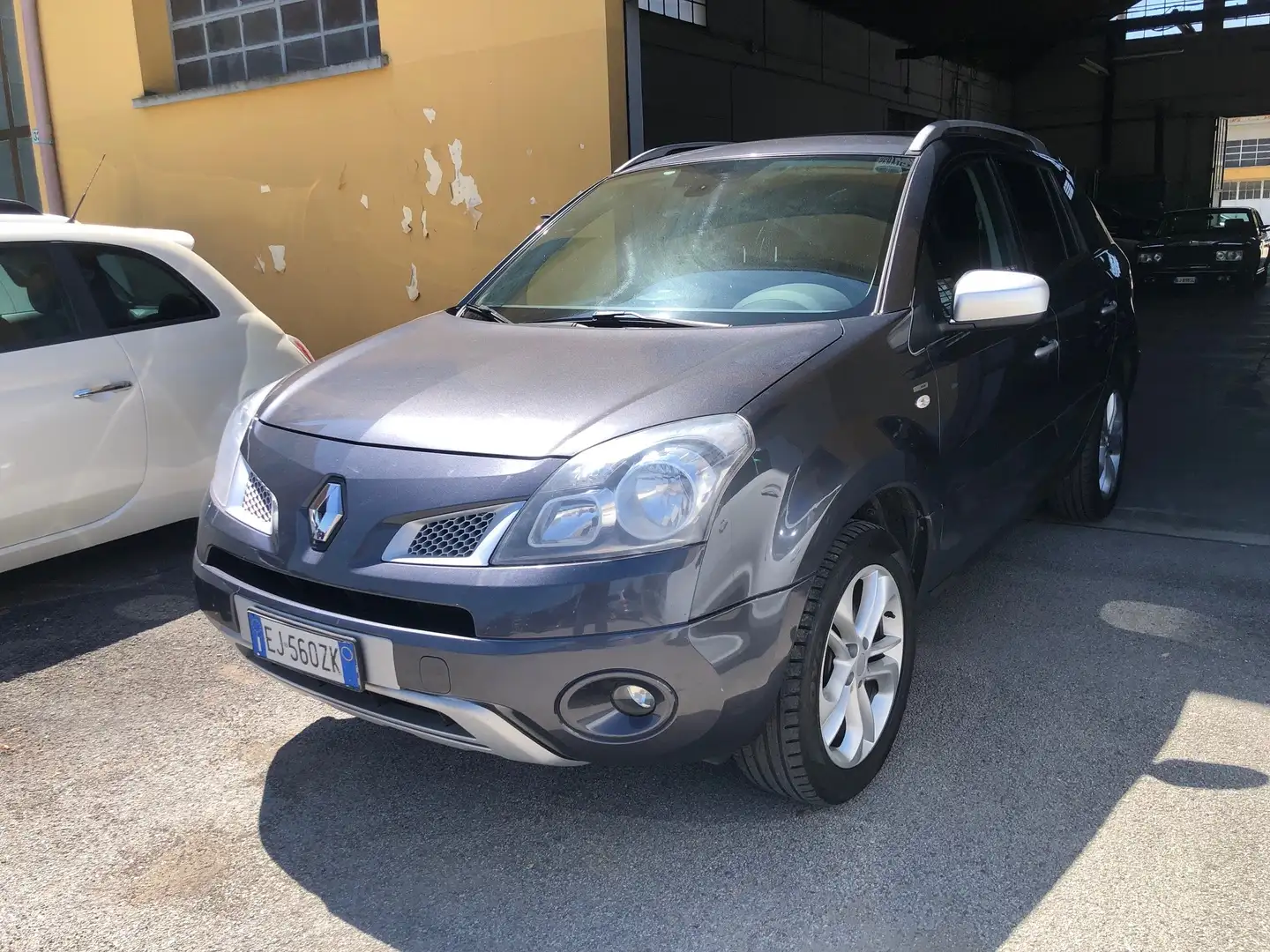 Renault Koleos 2.0 dci Dynamique 4x4 150cv auto E5 Grigio - 1