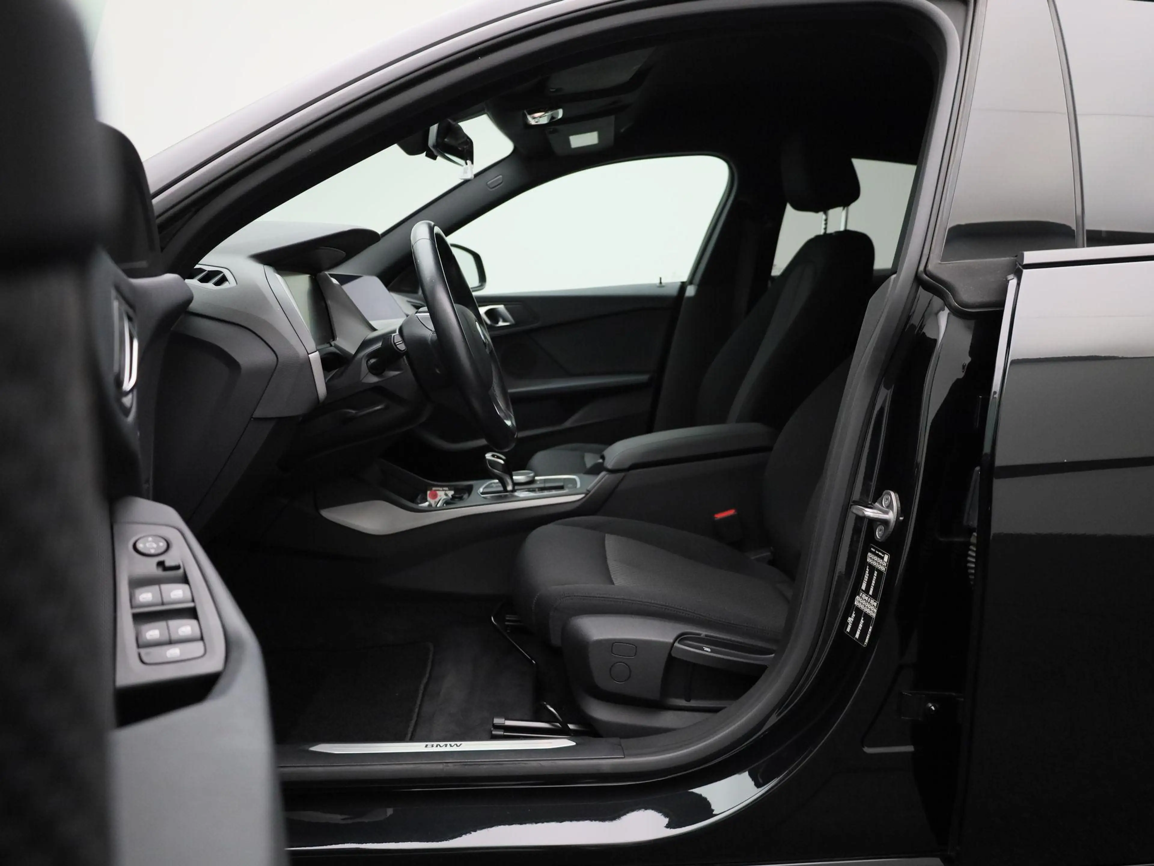 BMW 216 2 Reeks Gran Coupé 216dA (85kW) — photo 11