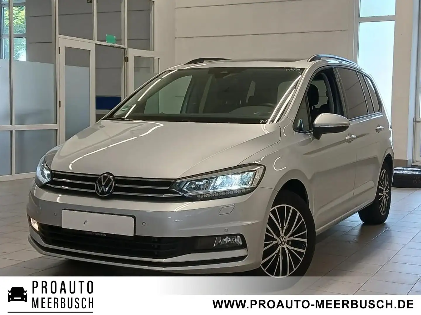 Volkswagen Touran Comfortline AHK/EASYOPEN/PANO/RFK/STNDHZNG Silber - 1