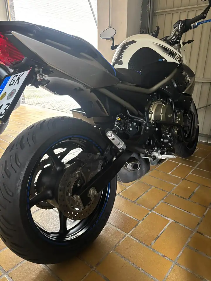 Yamaha XJ 6