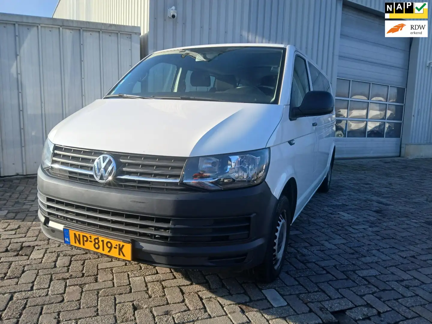 Volkswagen 2.0 TDI L2H2 Comfortline - Gat In Blok - Schade - Weiß - 1